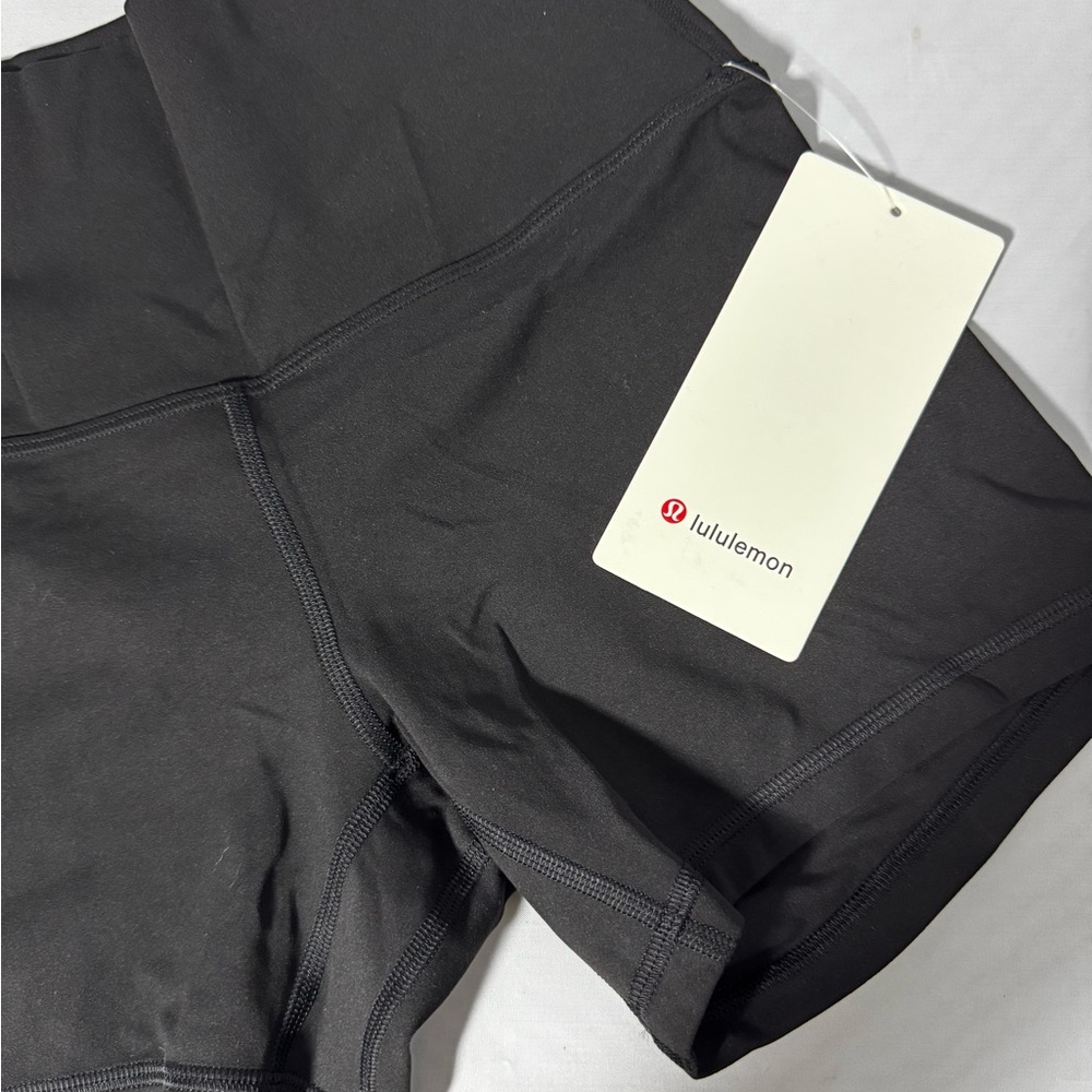 Lululemon Align High-Rise Black 4” Shorts SZ 6 - Picture 6 of 11